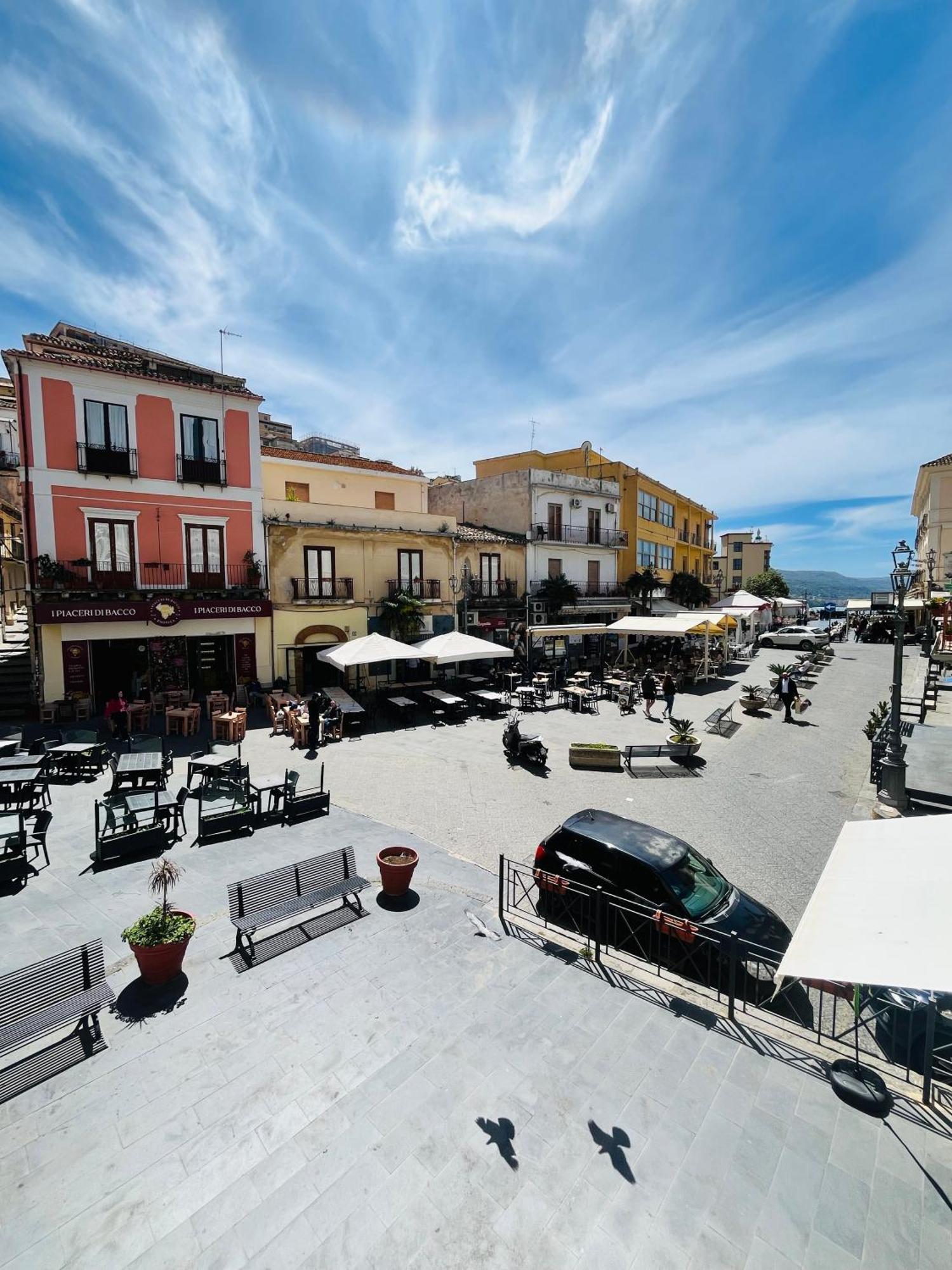 La Meridiana - Centro Storico Di Pizzo Bagian luar foto